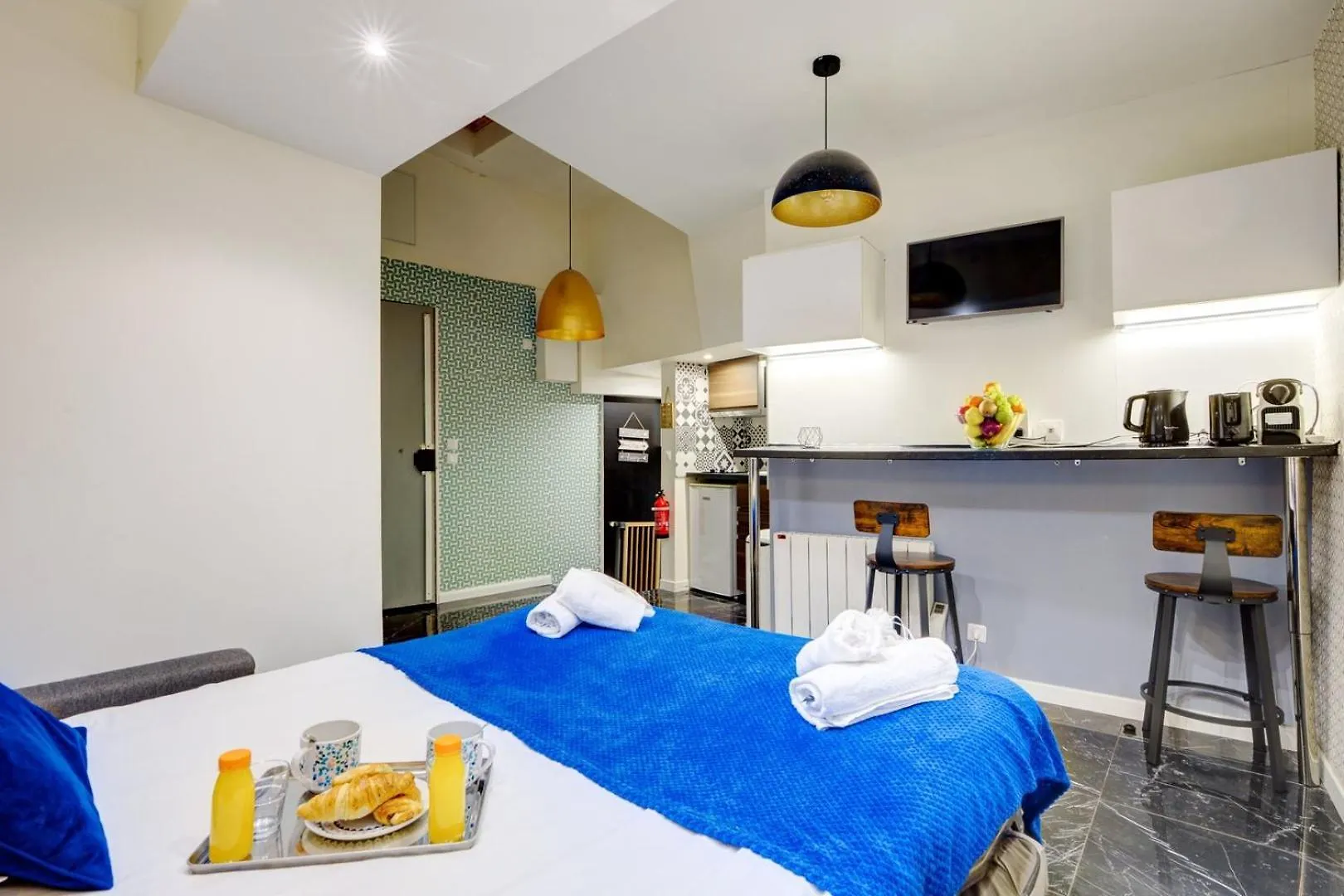 Bluestay 127 - Superb Apartment In Paris