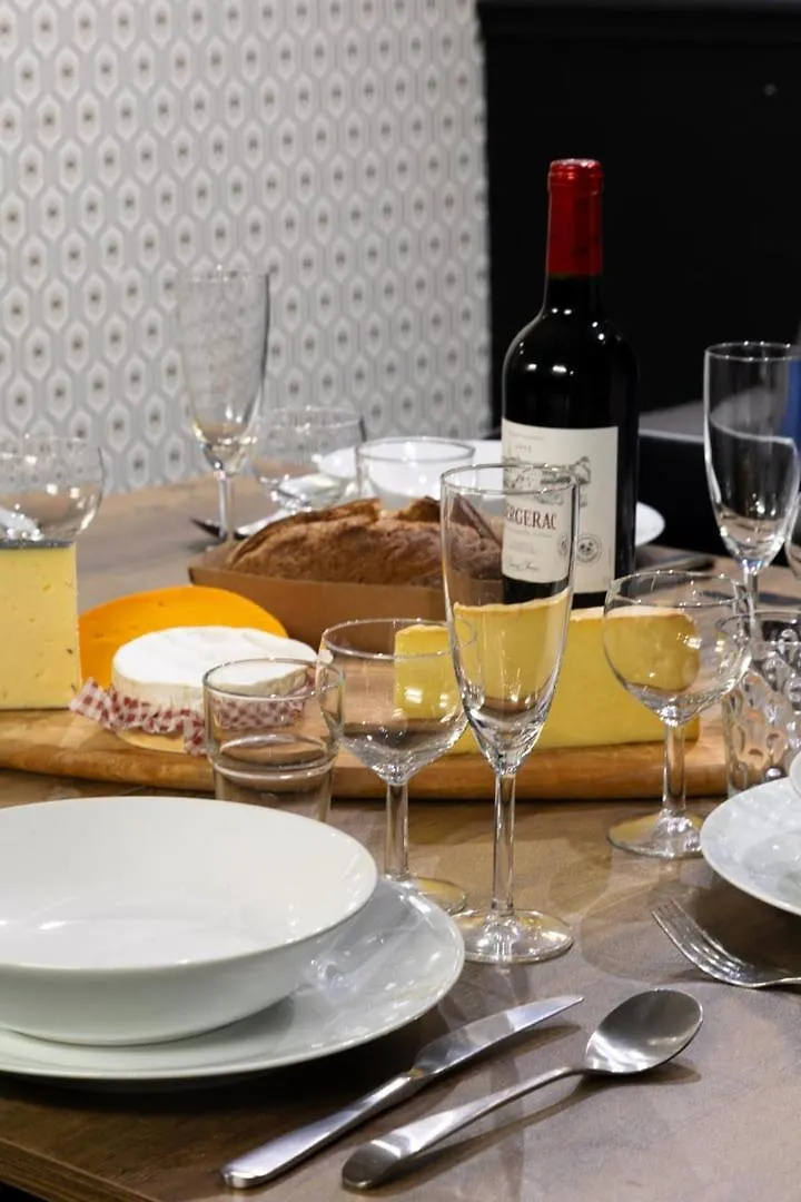 Bluestay 127 - Superb Apartment In Paris