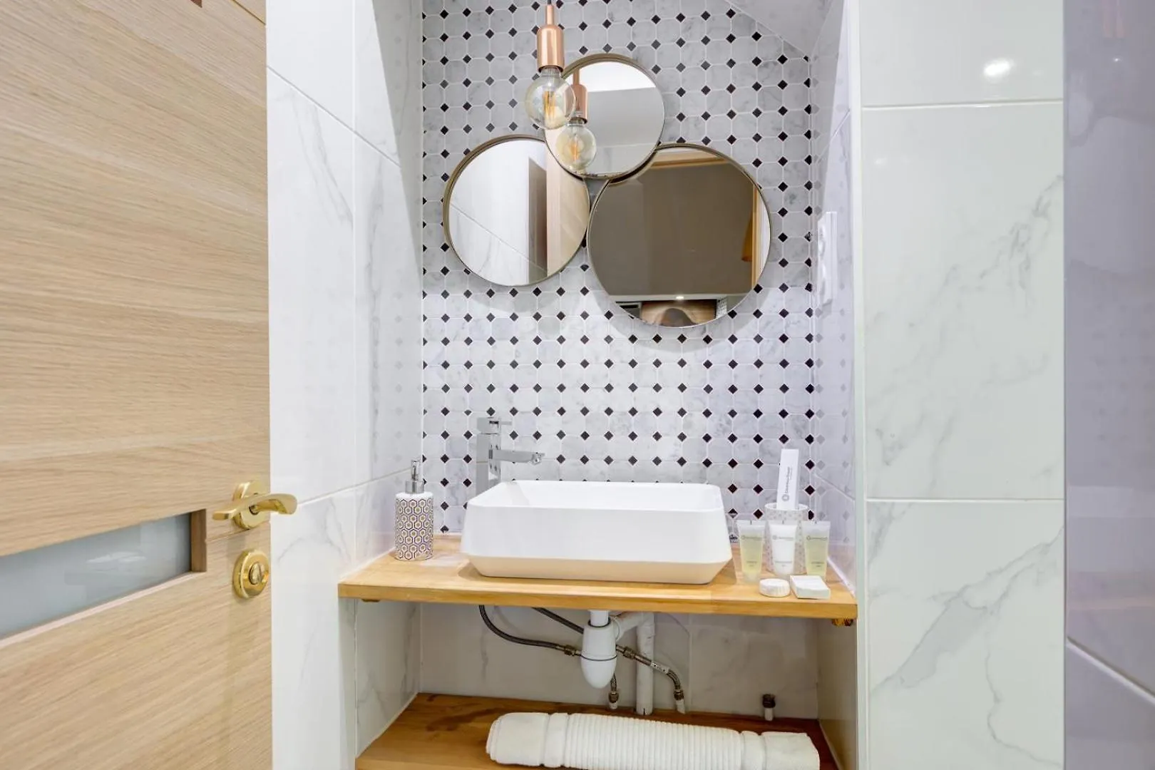 Bluestay 127 - Superb Apartment In Paris France