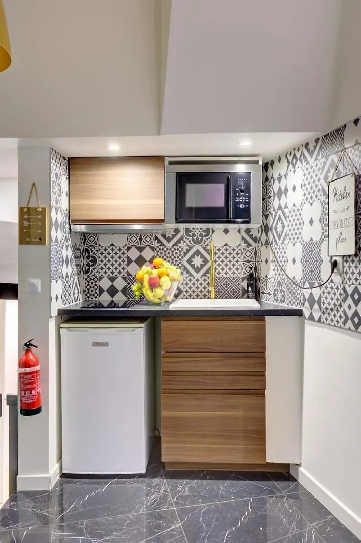 Bluestay 127 - Superb Apartment In Paris