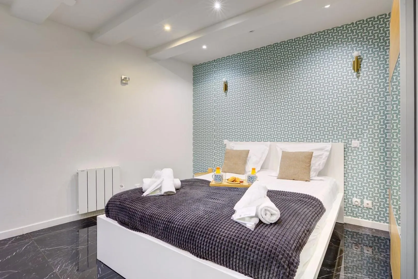Bluestay 127 - Superb Apartment In Paris